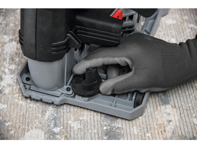 Akumulatorski rezkalnik zidnih utorov Bosch GNF 18V-40 v kovčku, 06016C5000